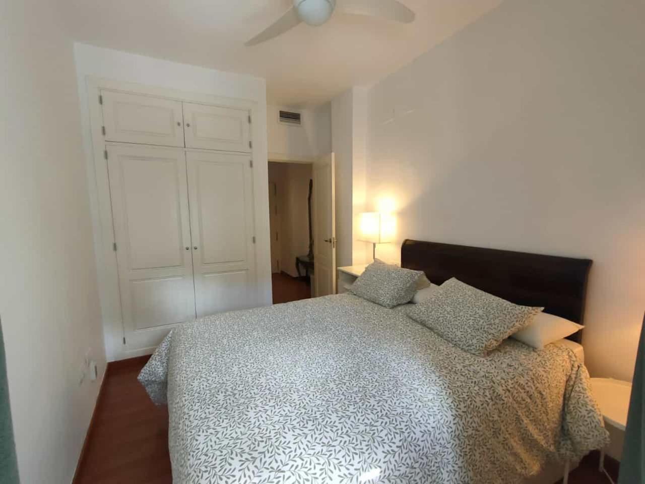 Alameda 1 Dormitorio Севилья Экстерьер фото